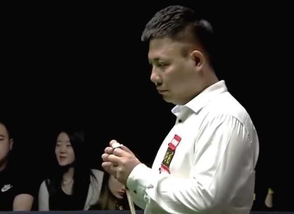 拜仁在莱万